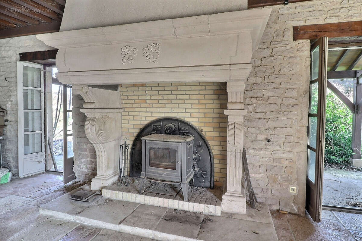 Maison à MERCUREY