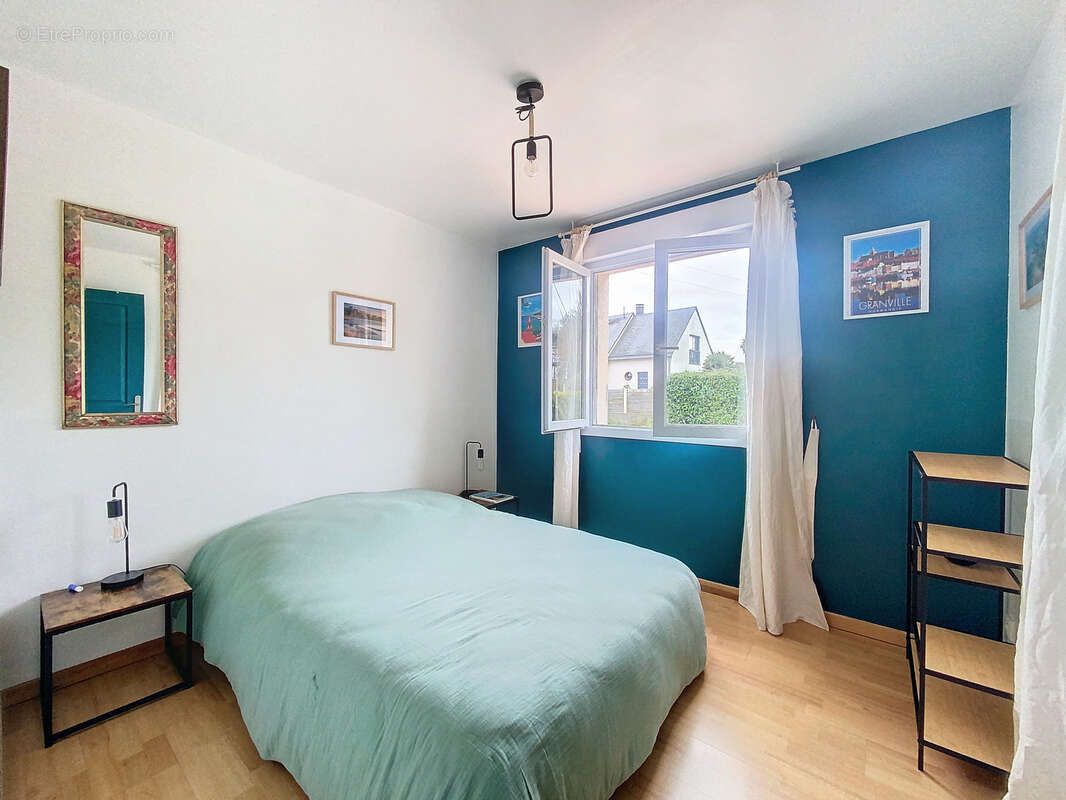 Maison à BREVILLE-SUR-MER