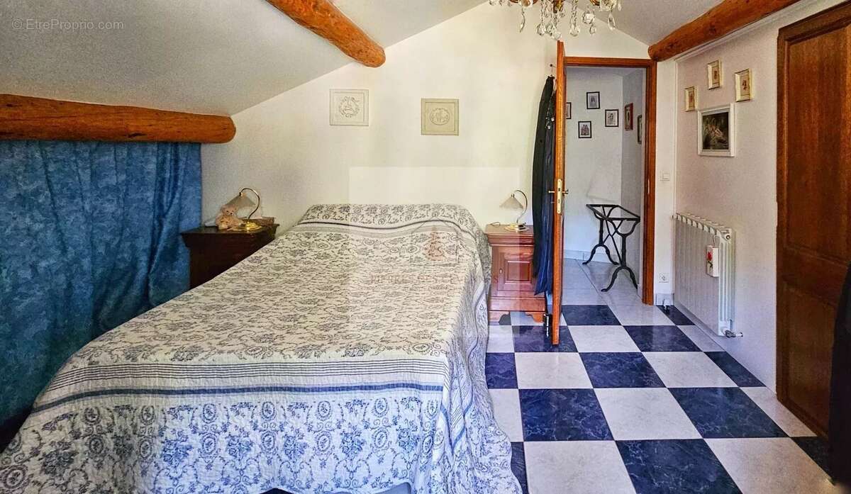 Maison à SAINT-ETIENNE-VALLEE-FRANCAISE