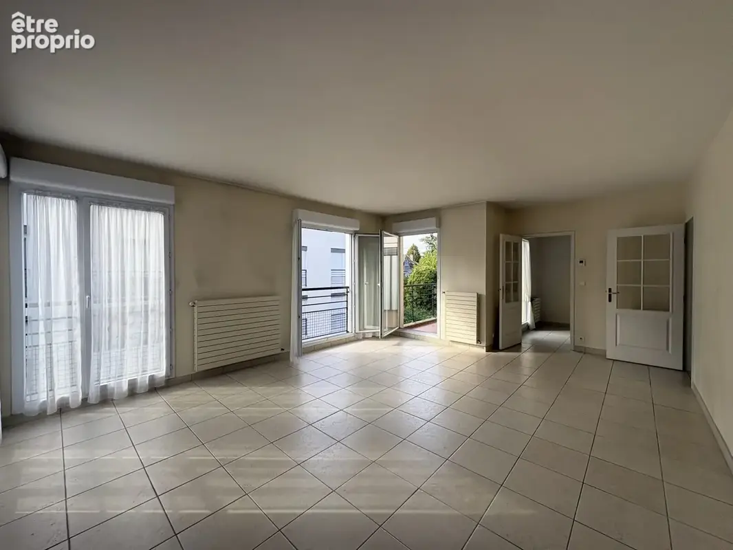 Appartement à TASSIN-LA-DEMI-LUNE