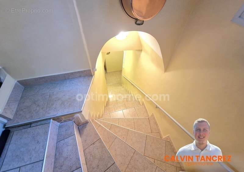 Appartement à SAINT-BRES