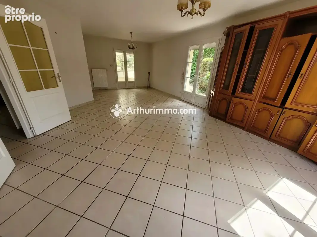 Vente Maison Saint-jean-d'angely(17400) 200 400ï¿œ - photo 6