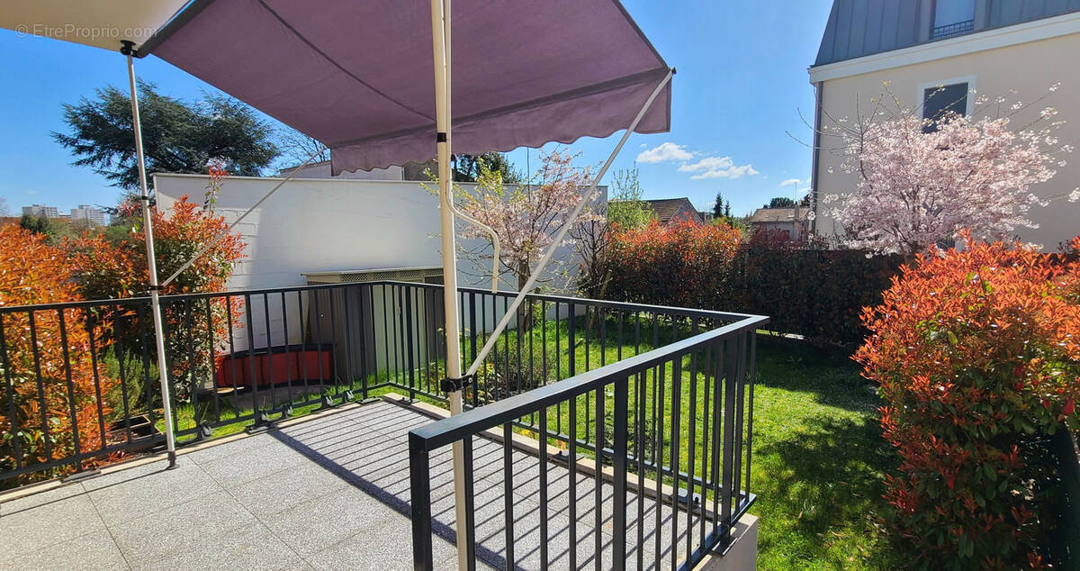 Appartement à THIAIS