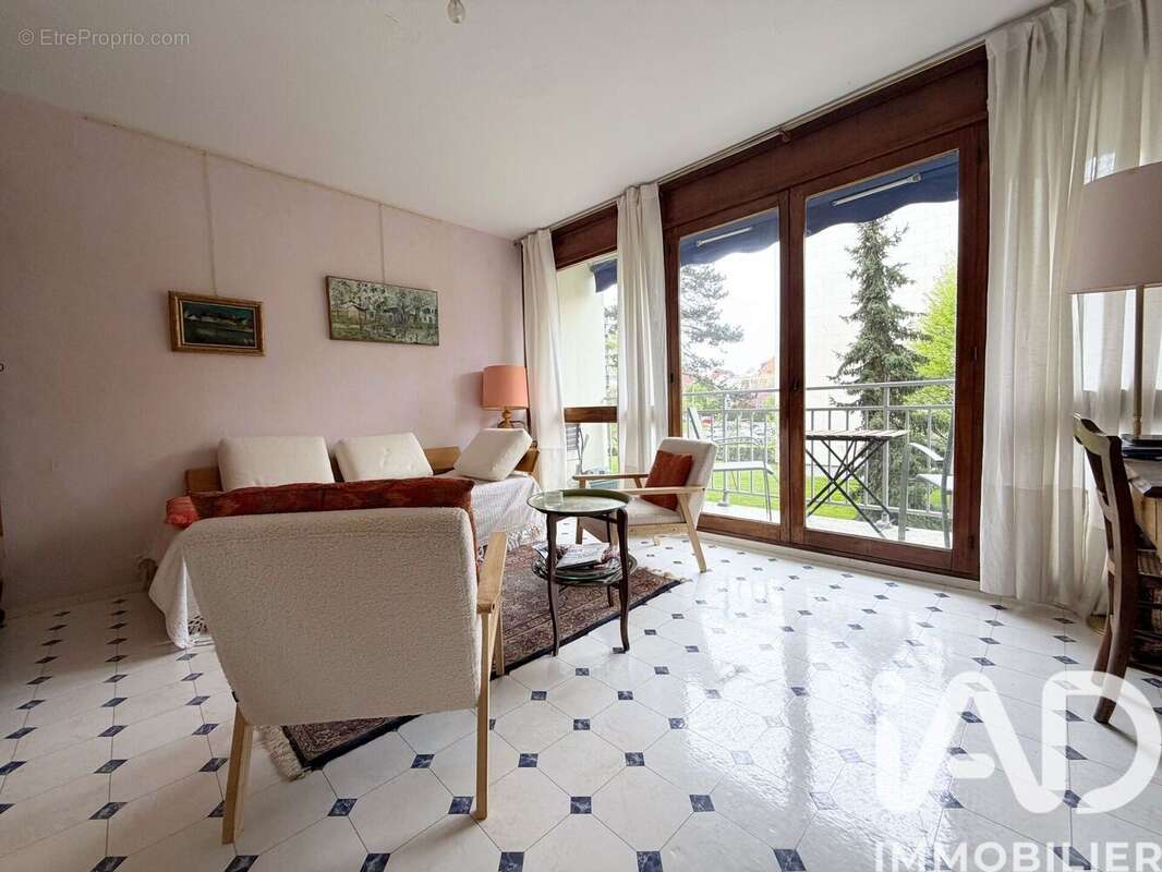 Photo 4 - Appartement à VELIZY-VILLACOUBLAY