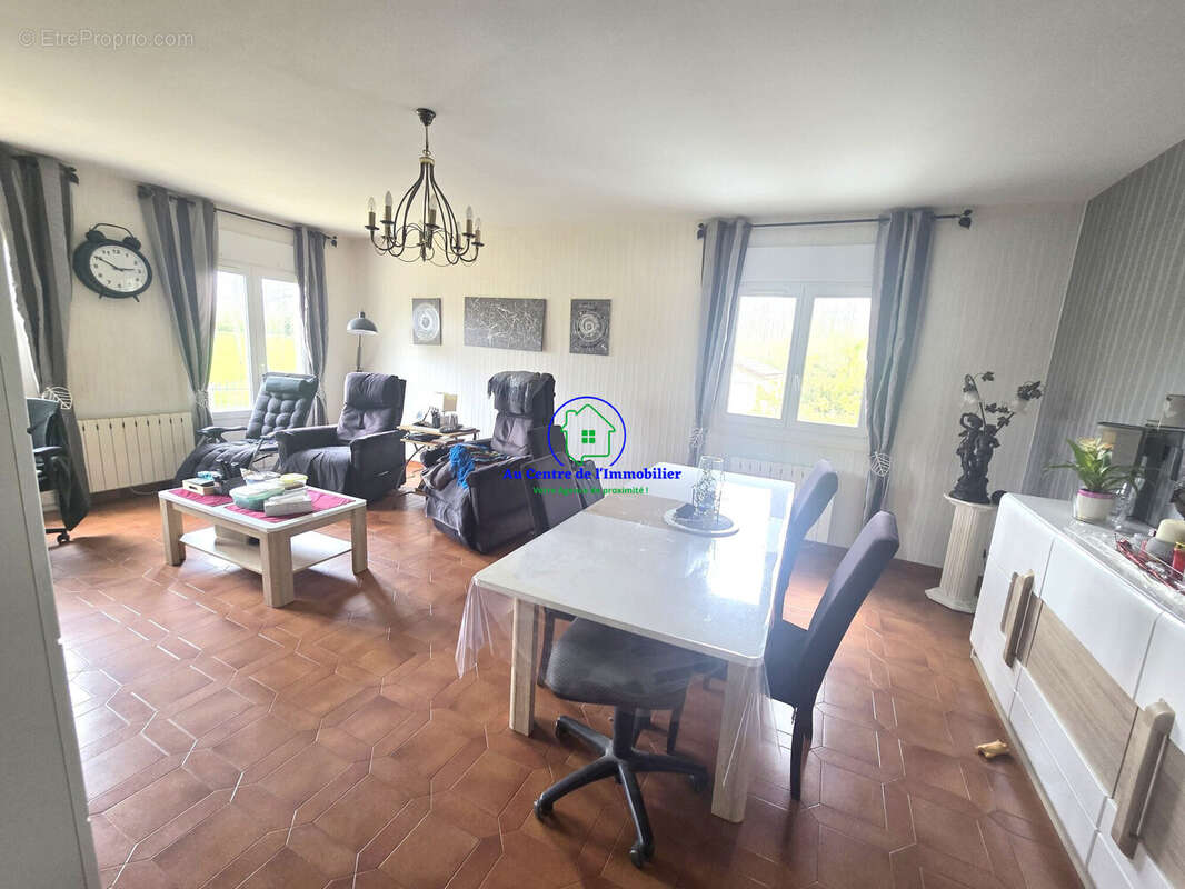 Maison à LE PASSAGE