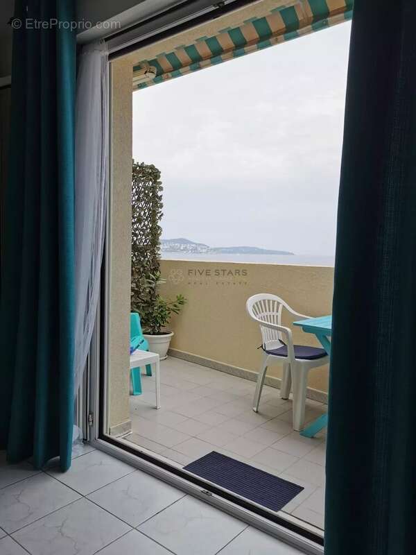 Studio à vendre – nice, vue mer panoramique - photo 9