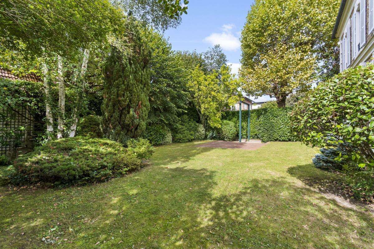 Maison à LE CHESNAY