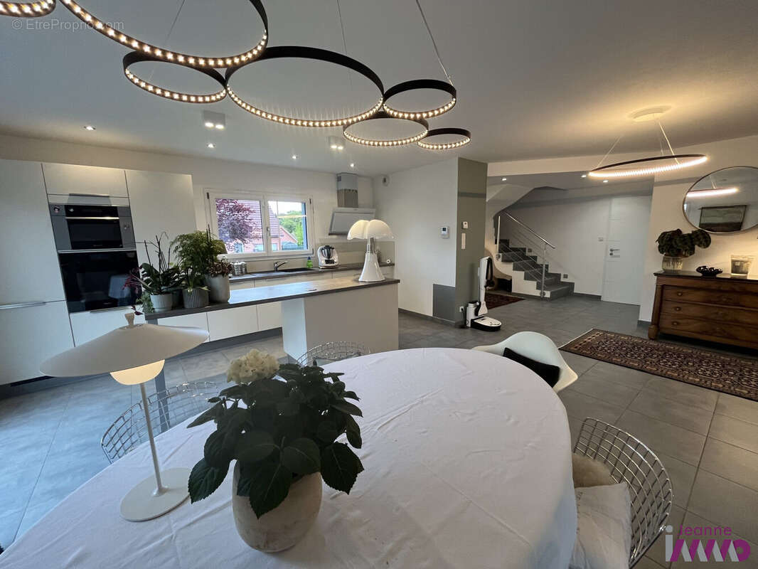 Maison 130 m² à Belfort  - photo 2