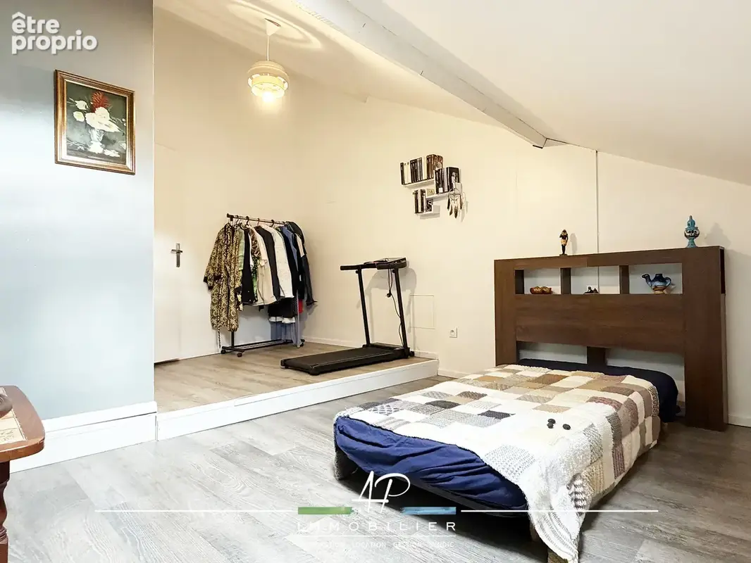 Maison de village avec appartement indépendant, terrasse, jardin et garage - photo 10