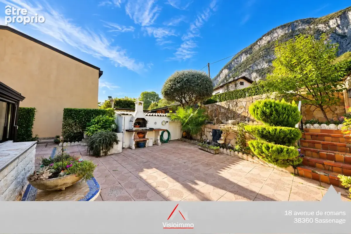 Maison mitoyenne 5P de 136 m2 avec jardin Sassenage Plaine - photo 3