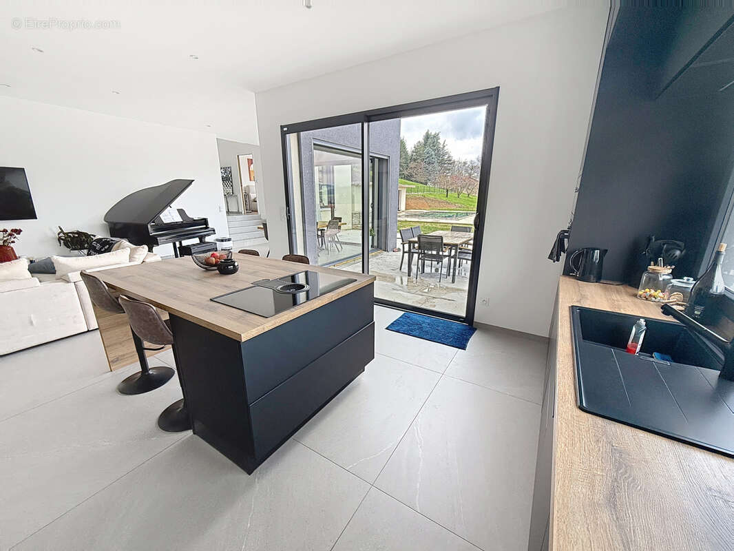 Maison à SAINT-CHAMOND