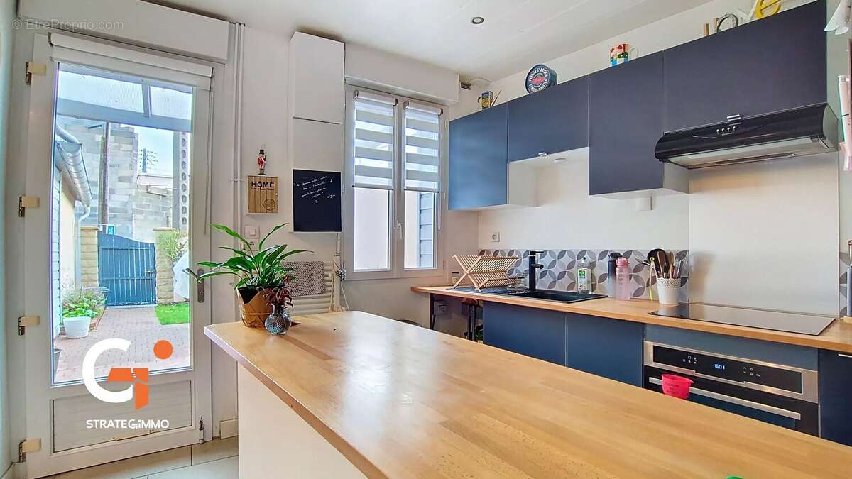 Maison à SOTTEVILLE-LES-ROUEN