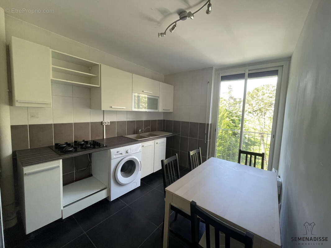 Appartement à COLOMIERS