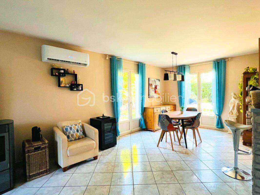 Maison agreable 3 chambres avec garage centre village - photo 5