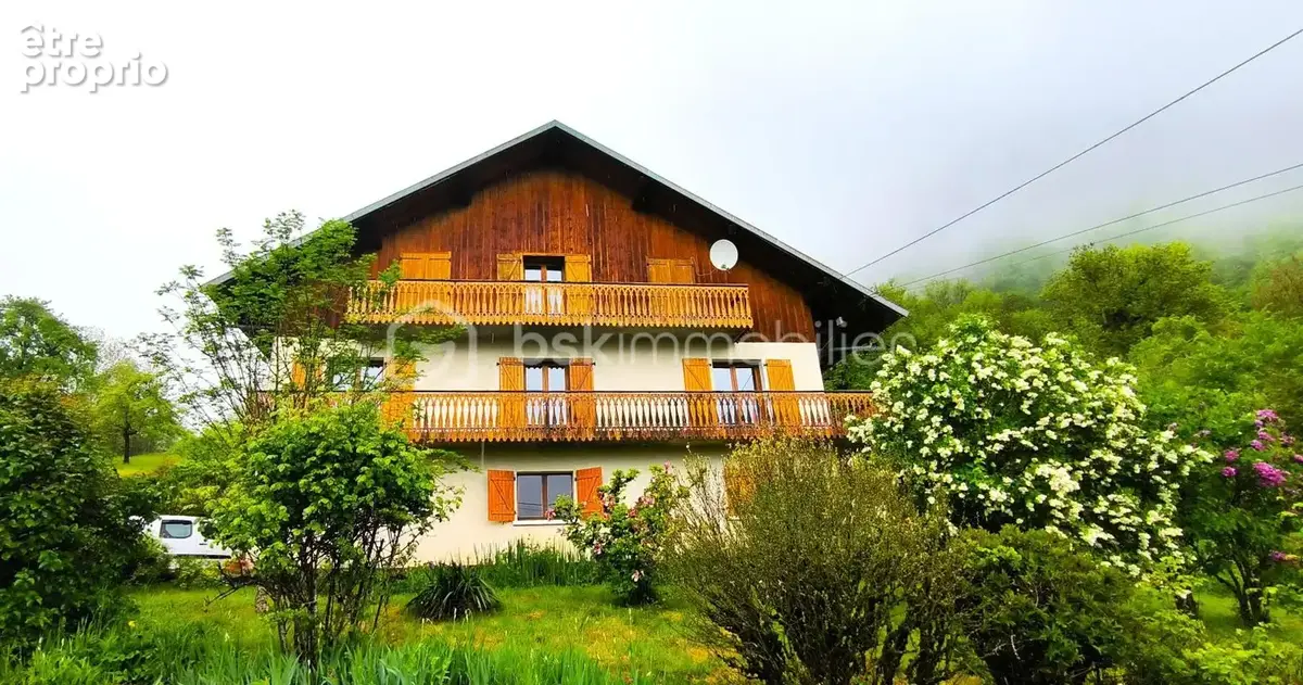 Maison à ONNION