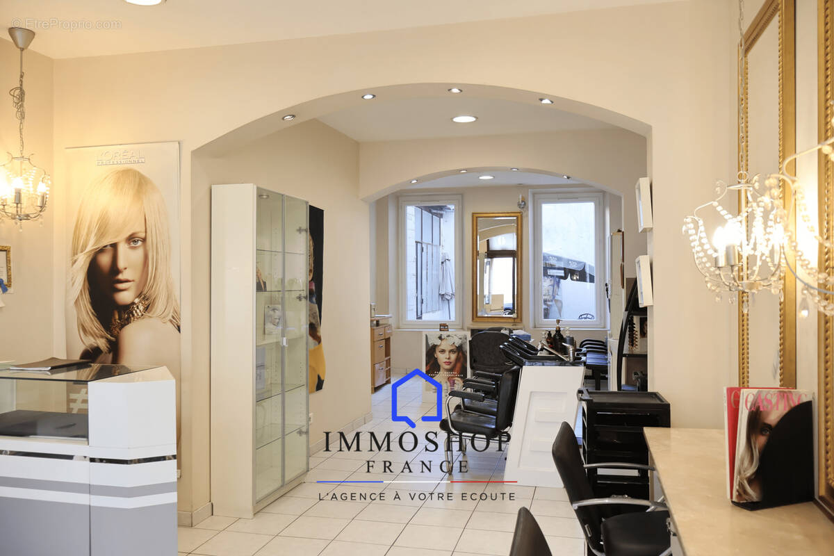 Commerce à MARSEILLE-4E