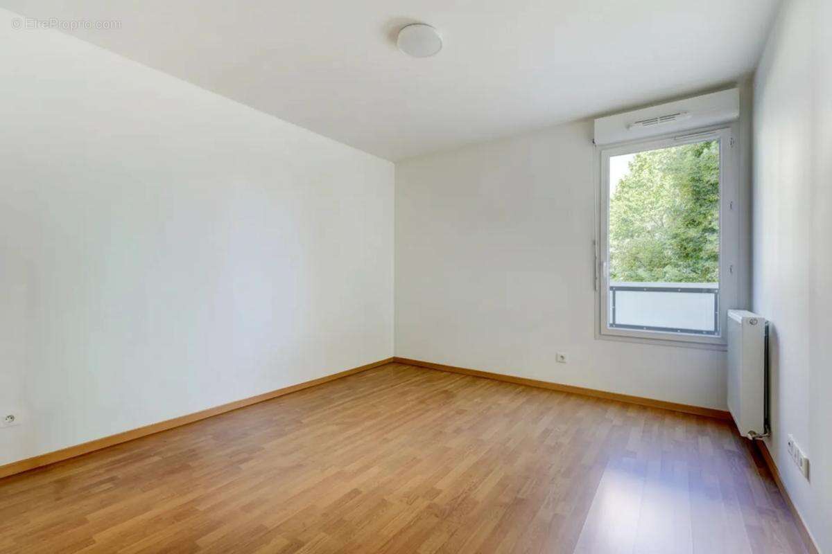 Appartement 3 pièces de 78,4 m² à Saint-Fons - photo 9