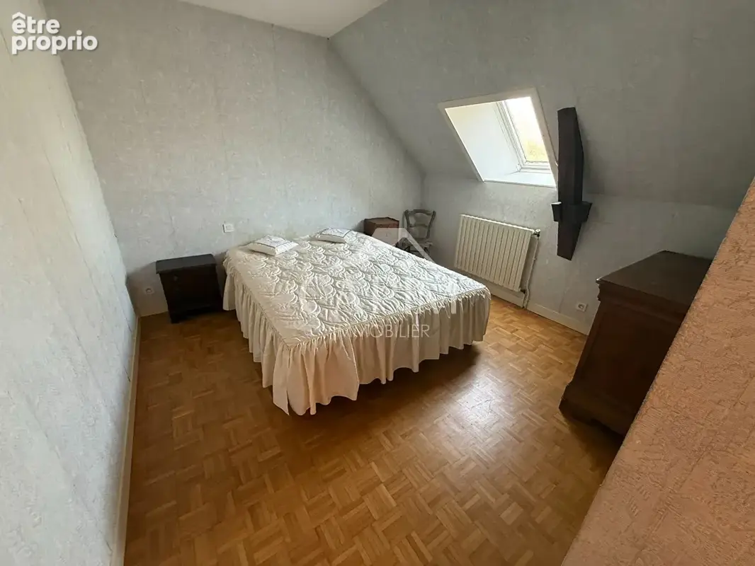 Louvigné Du désert-Authentique corps de ferme avec dépendances sur plus de 3,6 hectares- 163m² hab- 5 Chambres-Dépendances +1000 - photo 10
