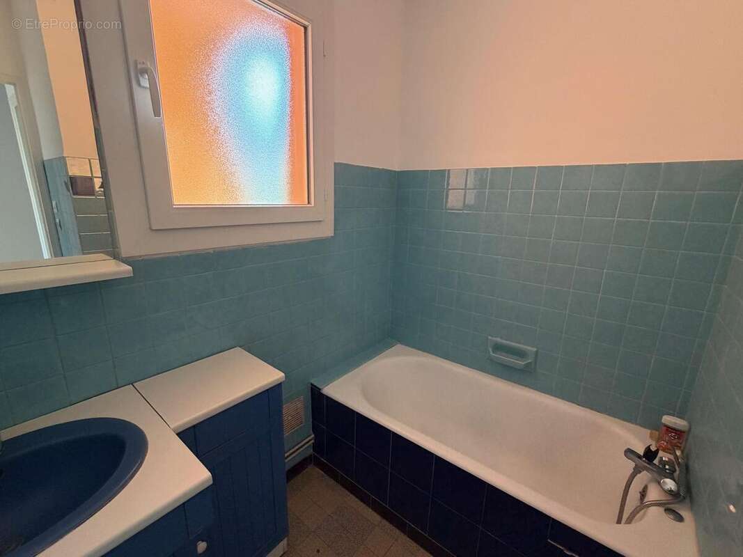 Appartement à SIX-FOURS-LES-PLAGES