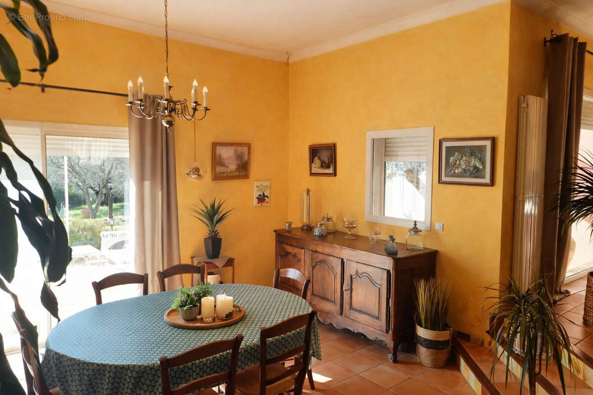 Maison à SAINT-PAUL-ET-VALMALLE