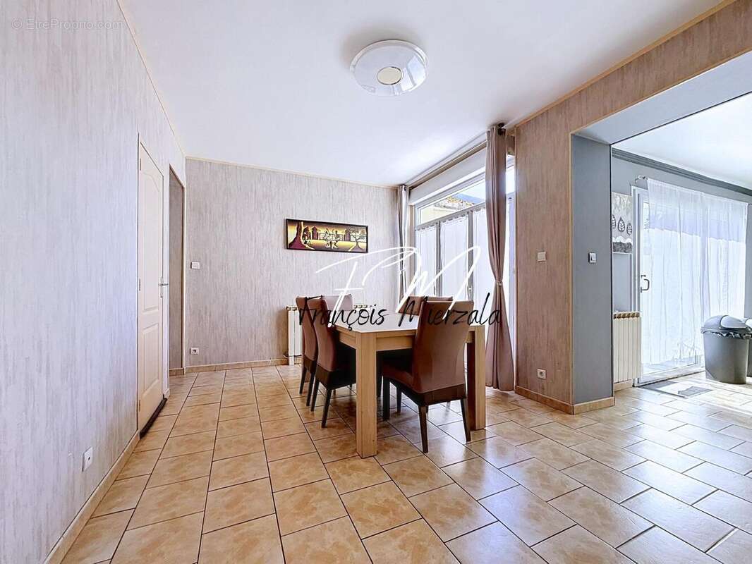 Photo 2 - Maison à MERICOURT