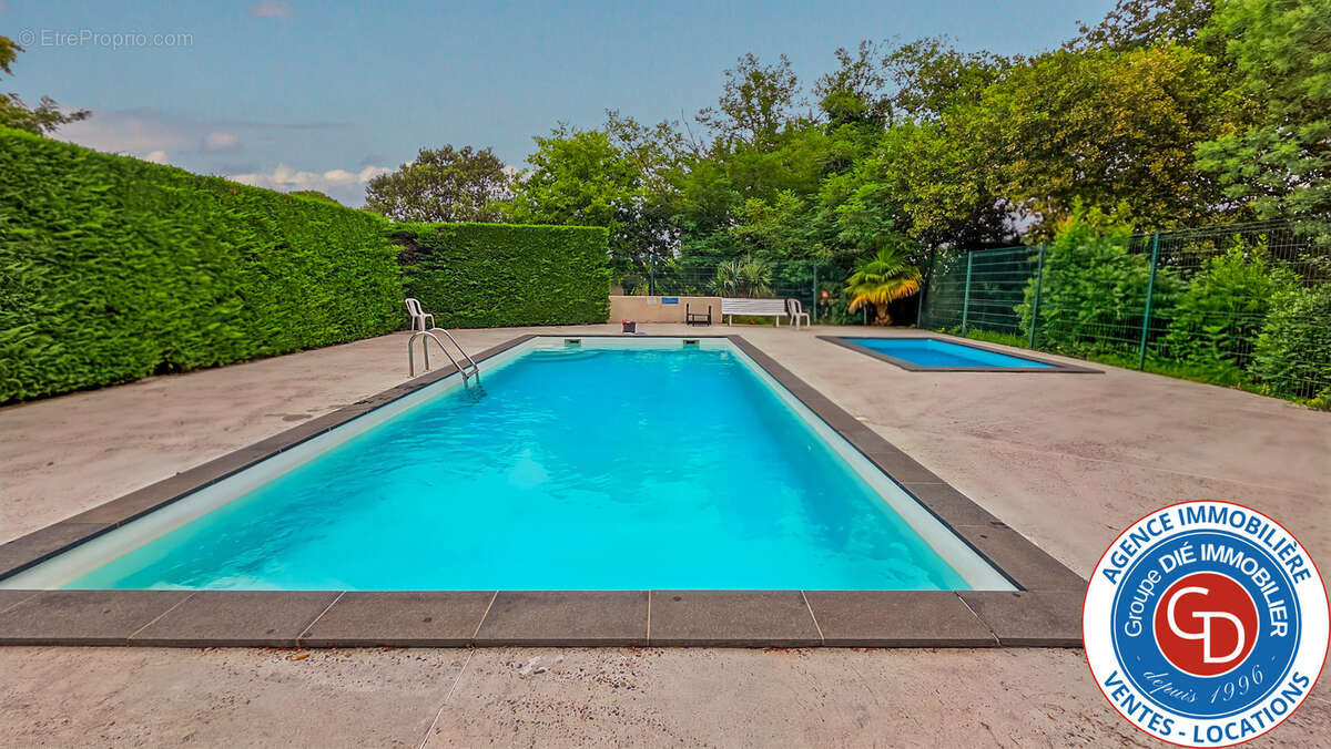 Appartement de type 2 avec balcon et piscine - photo 11