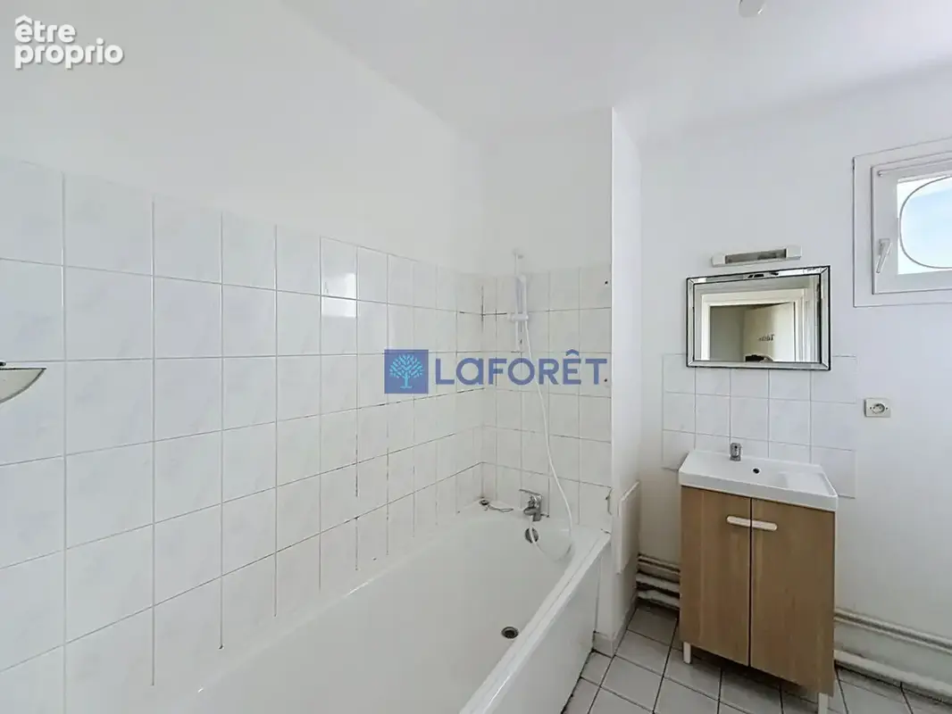 Appartement Saint Pierre Du Perray 5 pièce(s) 96 m2 - photo 14