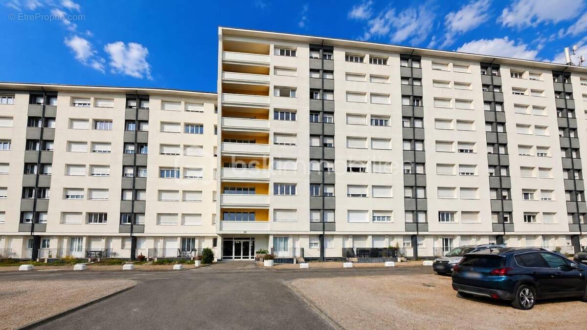Appartement à SAINT-JEAN-LE-BLANC
