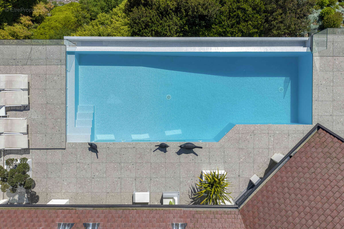 Villa d'exception dominant le lac - photo 97