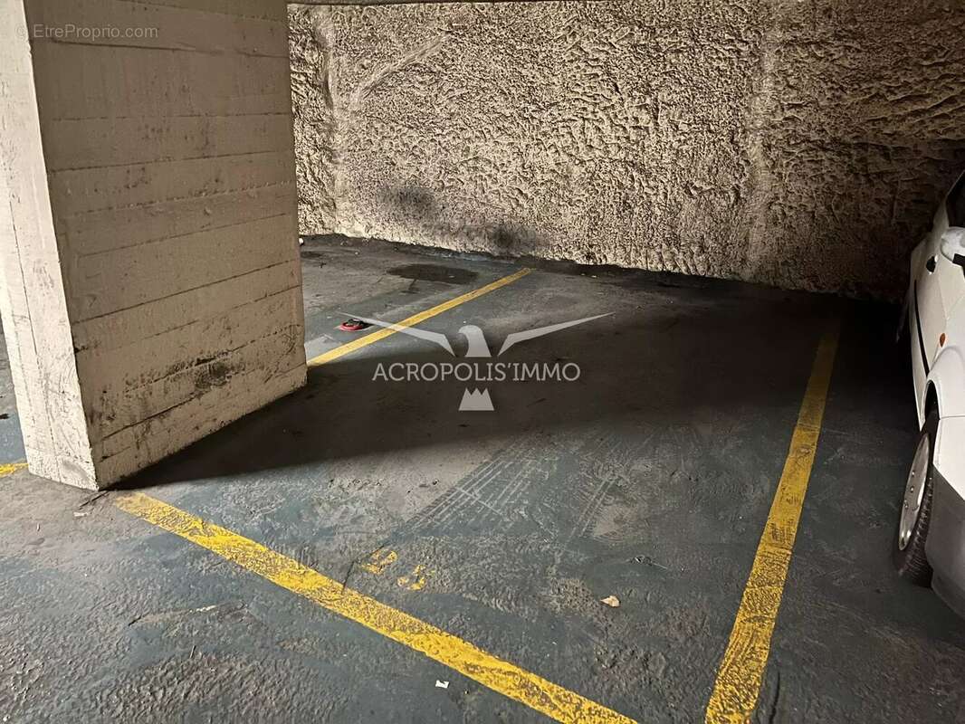 Parking à NICE