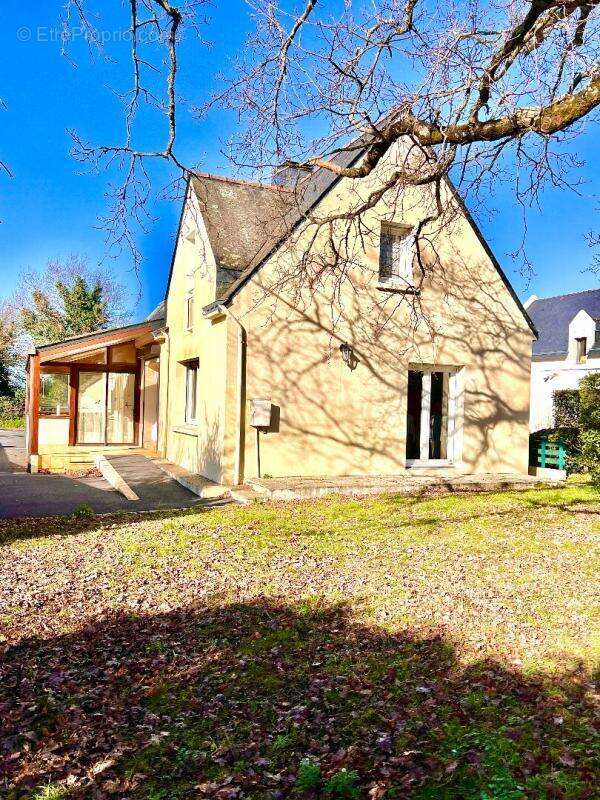 Maison à LARMOR-BADEN