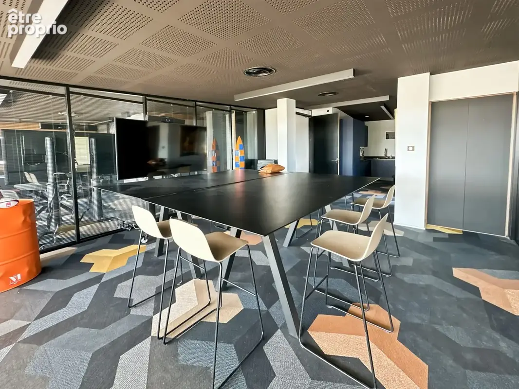 Commerce 1 164 m² à vendre à Dardilly (69570) - photo 8