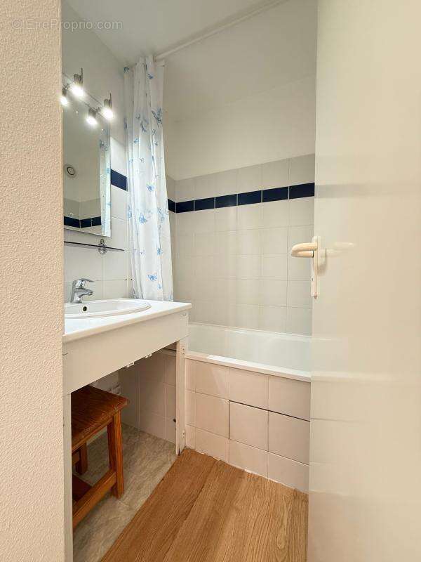 Appartement à VAUX-SUR-MER