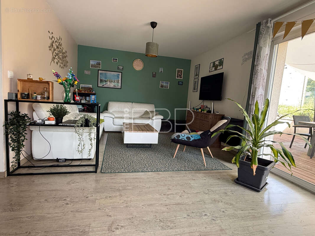 Maison individuelle avec terrasses et jardin - photo 4