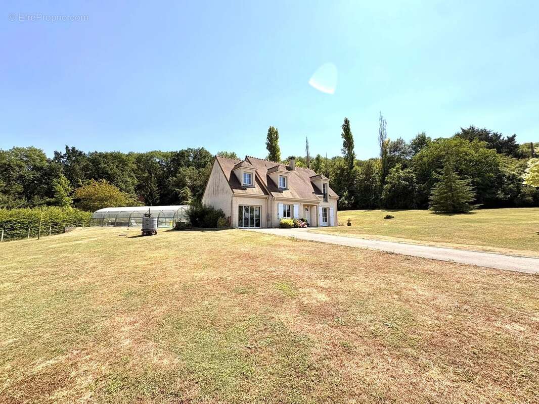 Maison familiale de 151 m² - photo 13