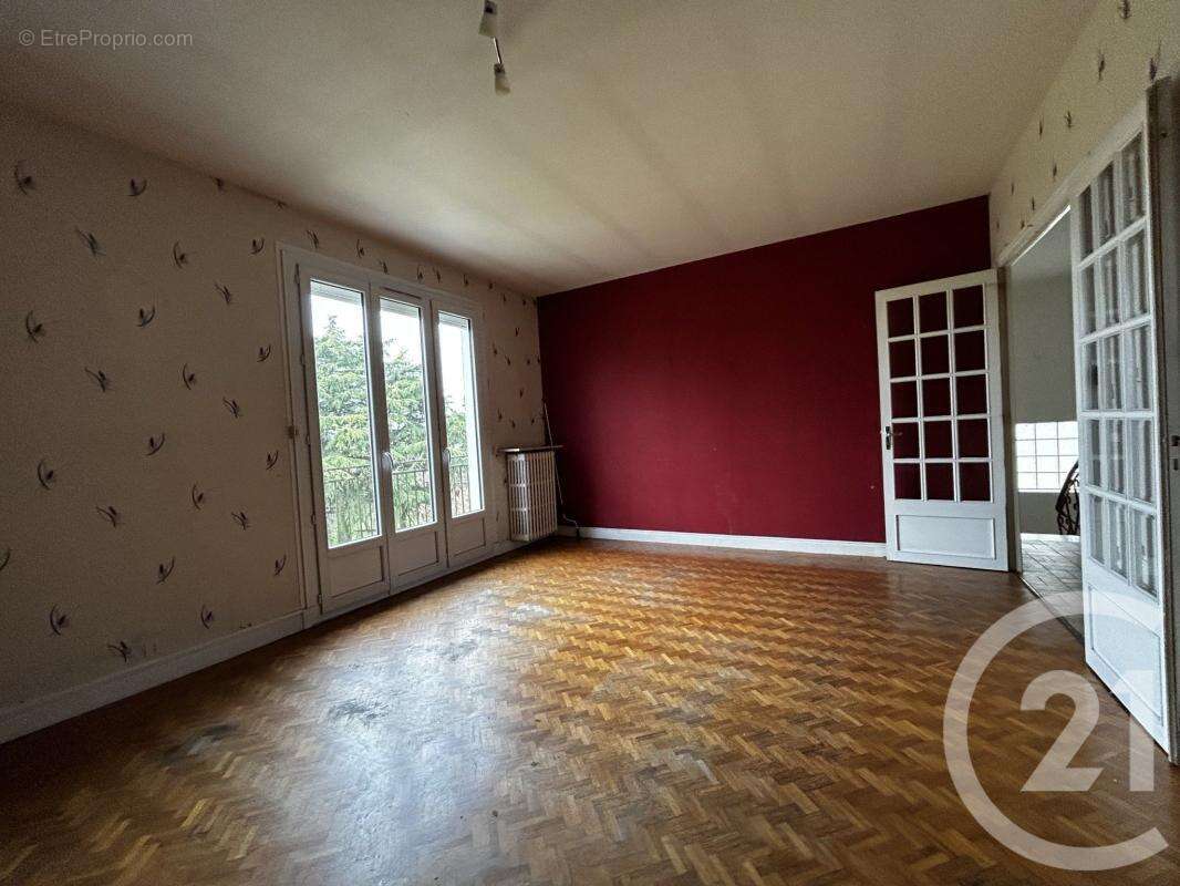 Maison 134 m² à Saint-Junien  - photo 11