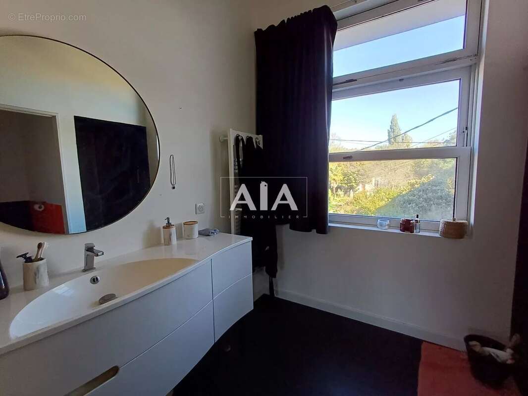 Appartement à RUELLE-SUR-TOUVRE