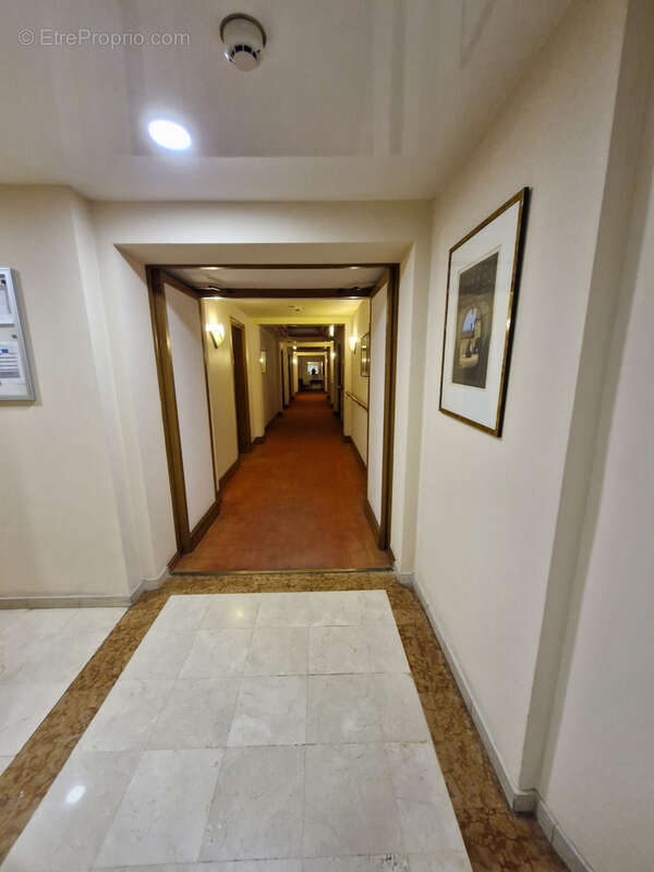Lyon 7 saxe gambetta appartement type 2 residence seniors - photo 4