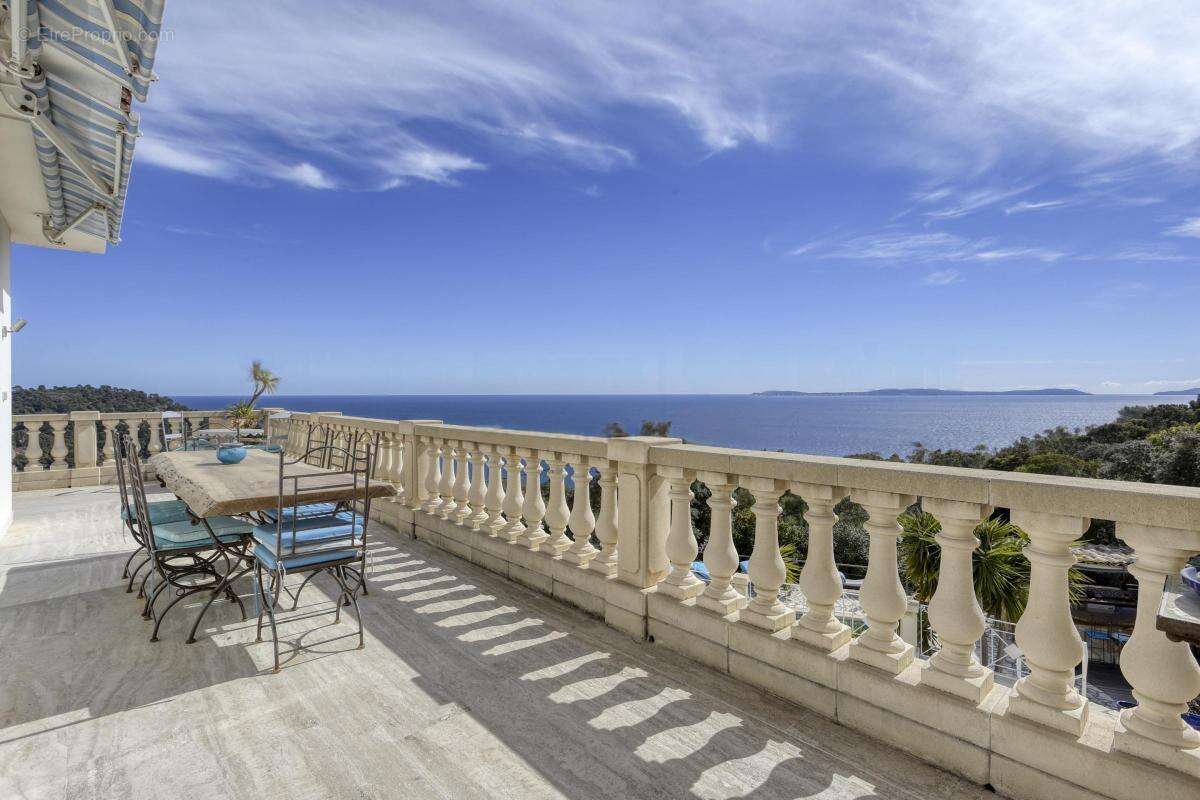 Maison à RAYOL-CANADEL-SUR-MER