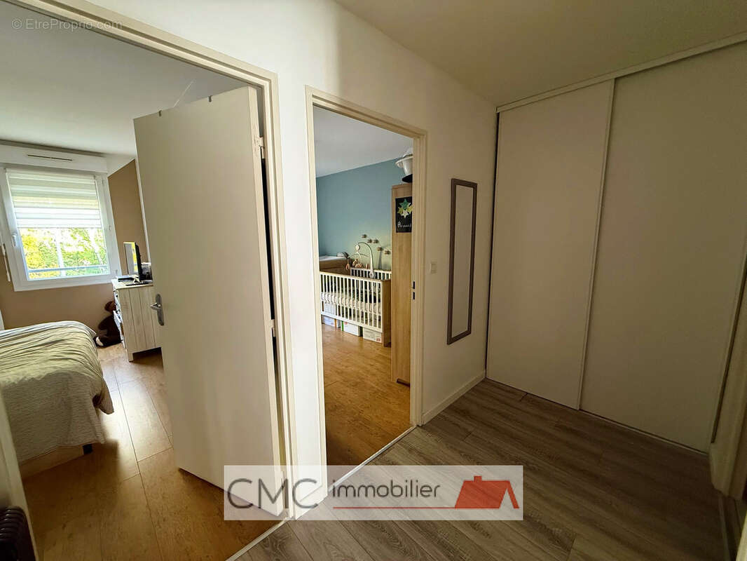 Appartement à LEVES