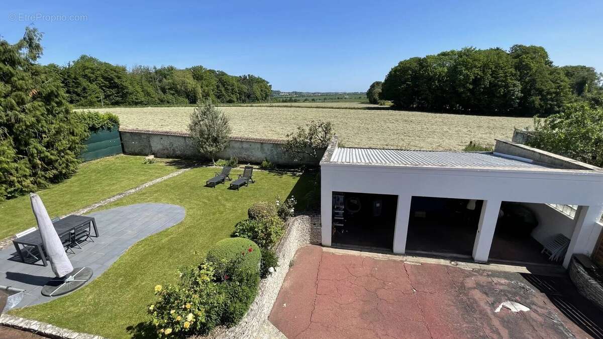 Maison à BOUFFEMONT