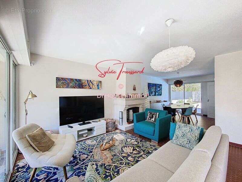 Maison à LE HAILLAN