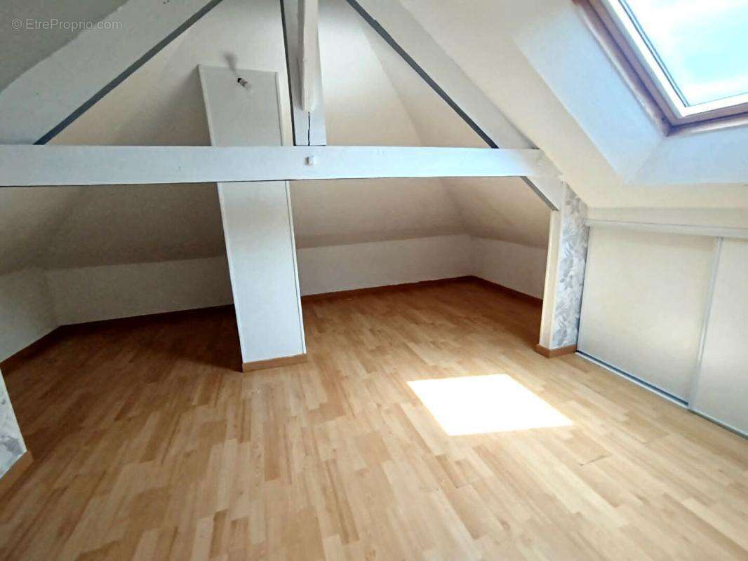 Maison de bourg avec 2 chambres et beau jardin - photo 6