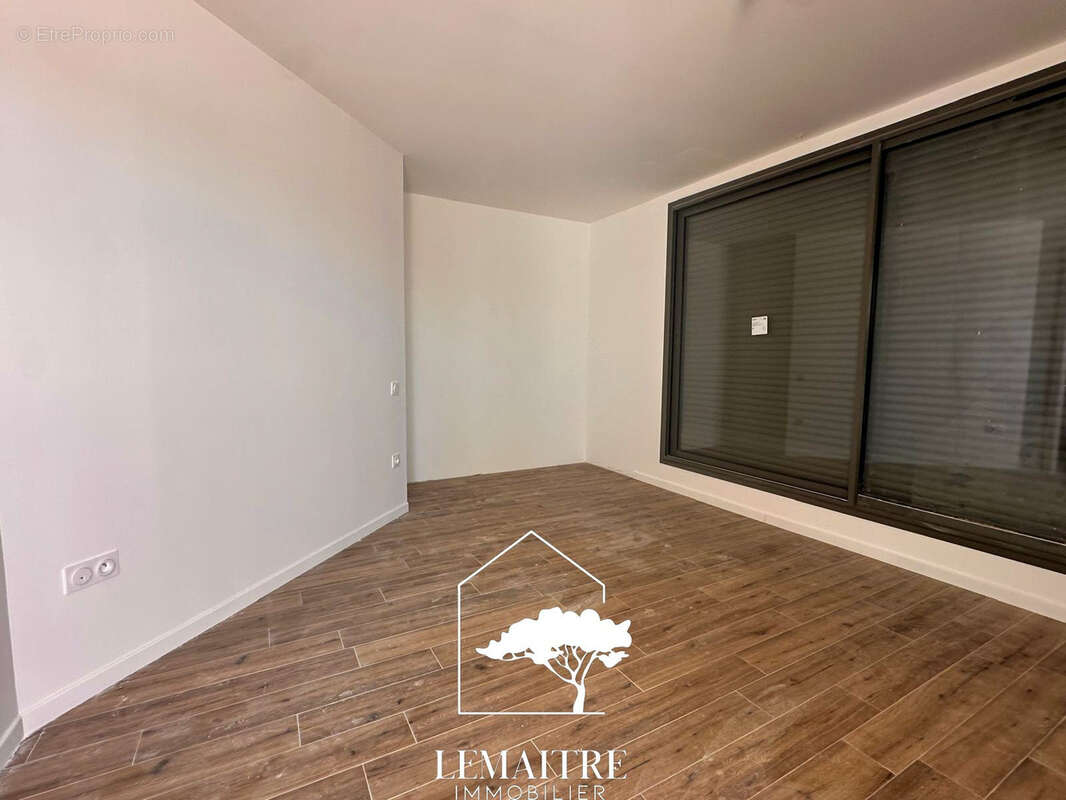 Appartement à LES MATHES