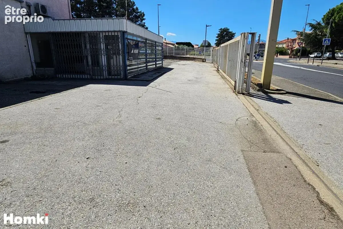 Local commercial T6 de 470 m² à Ille-sur-Têt 66130, Route de Perpignan - photo 14
