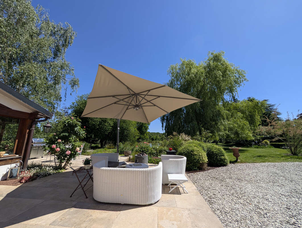 Maison à PIERREFITTE-SUR-SAULDRE