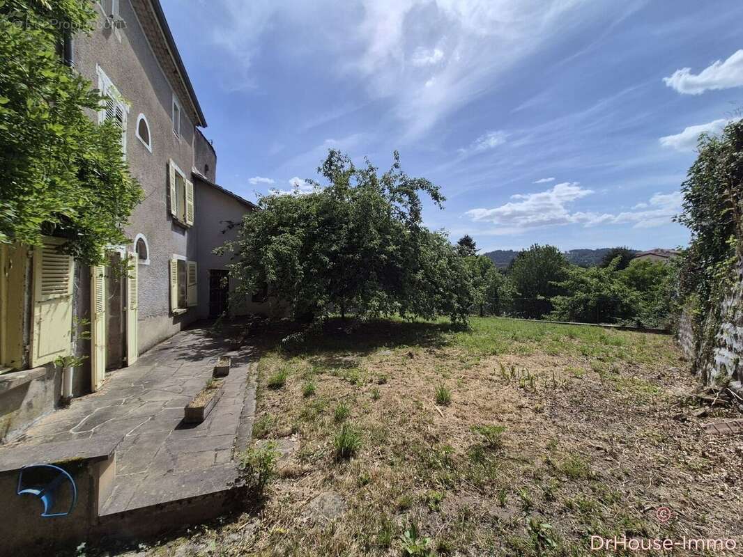 Maison 128 m² à Cunlhat  - photo 23