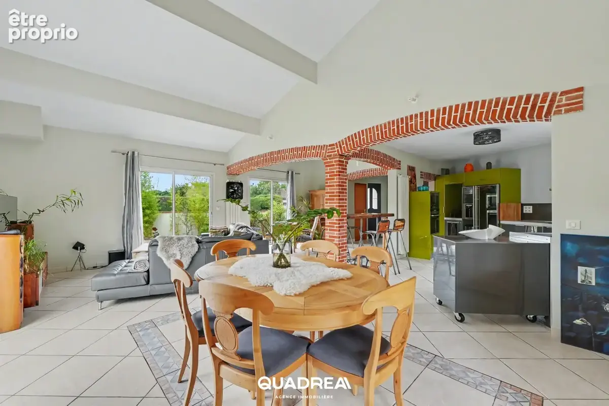 Maison 173 m² à Launaguet  - photo 6