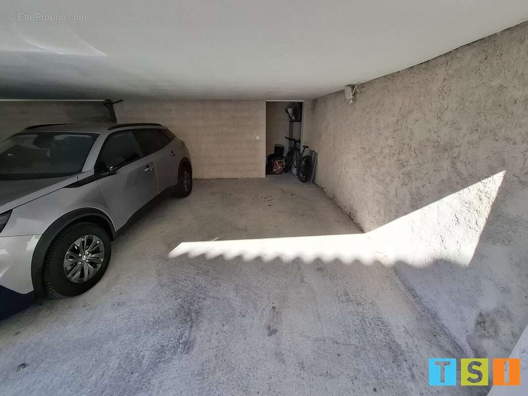 Appartement à VALENTINE