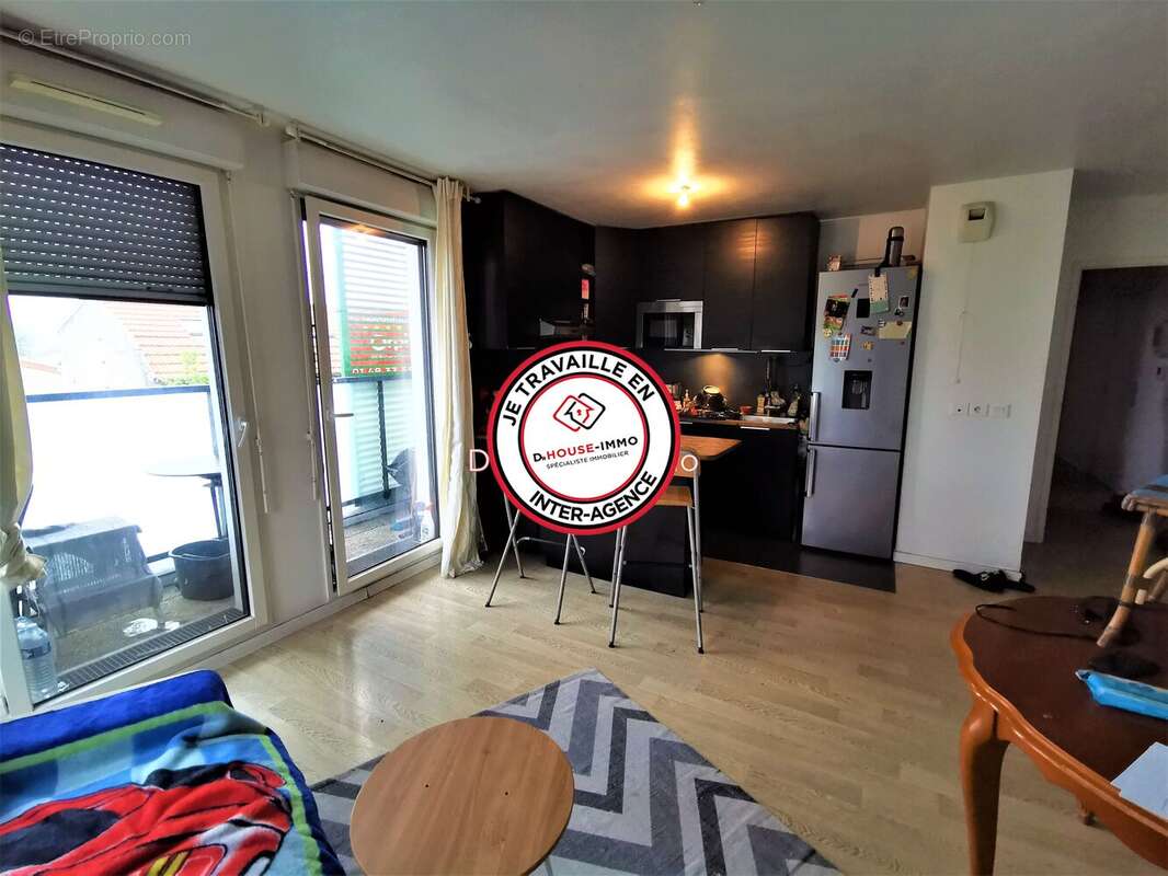 Appartement à AUBERVILLIERS